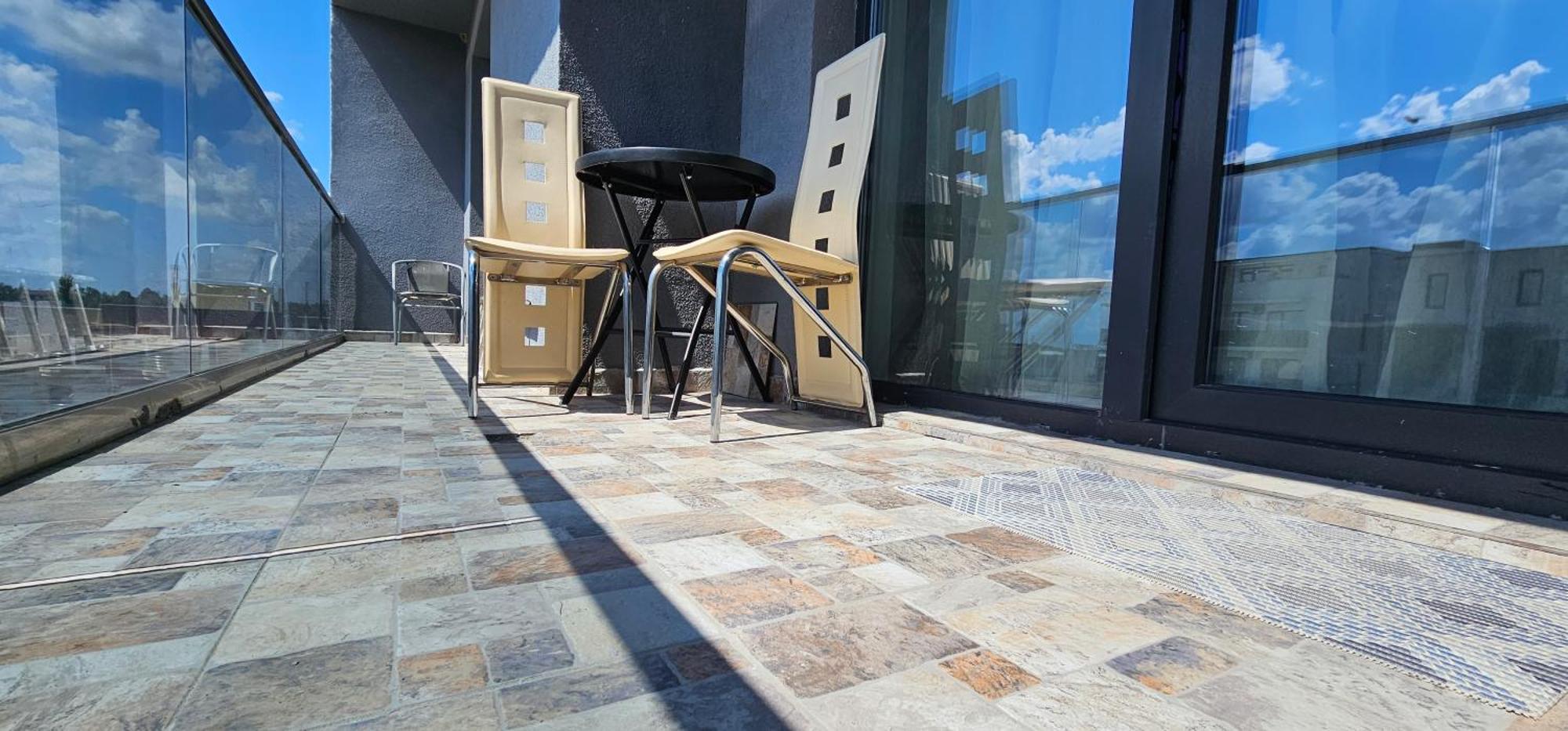 Luxury Aparthotel Promenada In Building Stefan Prima Linie La Mare Năvodari Eksteriør billede